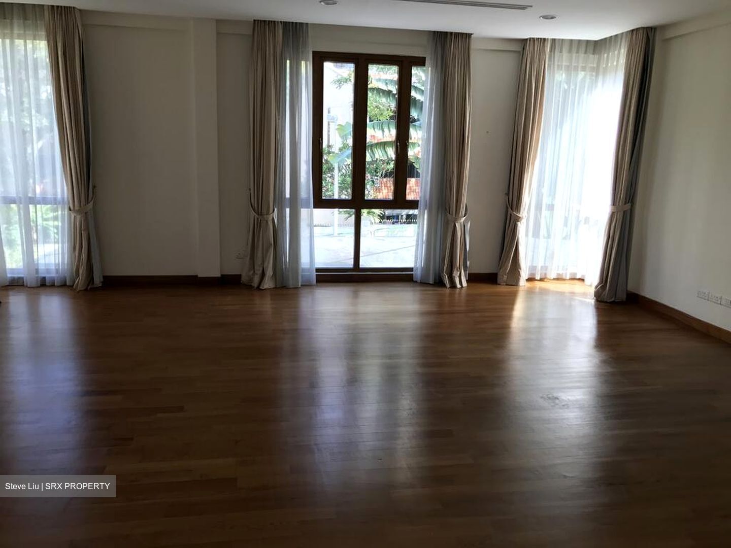 Holland Road (D10), Detached #498267301